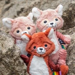 Les Déglingos - Les Ptipotos - Netoitou Le Raton Laveur Rouge - Peluche 27 Cm 12 Les Déglingos - Les Ptipotos - Netoitou Le Raton Laveur Rouge - Peluche 27 Cm -Jouets En Peluche Boutique les20deglingos2020les20ptipotos2020netoitou20raton20laveur20rouge2020peluche202720cm 3