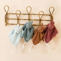 Nattou - Susie Et Bonnie - Doudou Plat Lapin éponge Marron Rouille 27 Cm 11 Nattou - Susie Et Bonnie - Doudou Plat Lapin éponge Marron Rouille 27 Cm -Jouets En Peluche Boutique susie20et20bonnie2020plat20lapin20eponge20marron20rouille202720cm 3